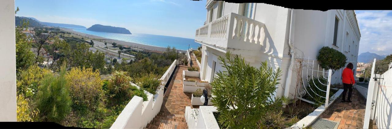 Appartamento Nel Fabbricato Denominato Il Castello Praia a Mare Kültér fotó